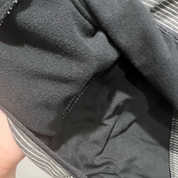 Columbia Zippered Jacket - Picture 10 of 10